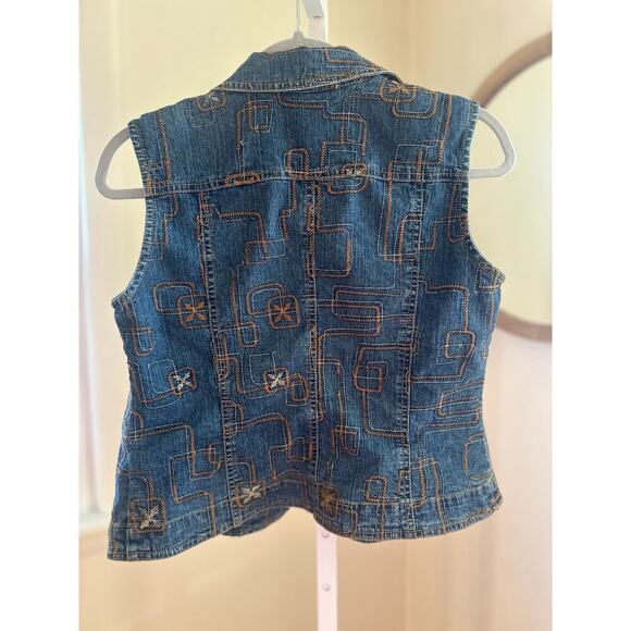 Ruby Rd Petite Denim Vest 4P Button Front Embroidered Geometric Pattern - Picture 2 of 4